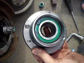 Замена подшипника ступицы Toyota Aqua | Тойота Аква